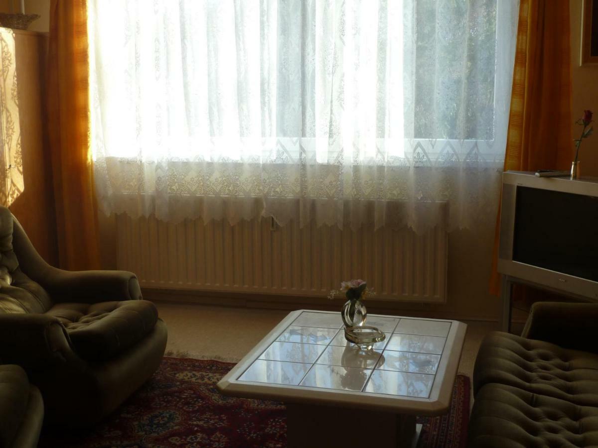 Apartman Klasterni เชสกาลีปา ภายนอก รูปภาพ