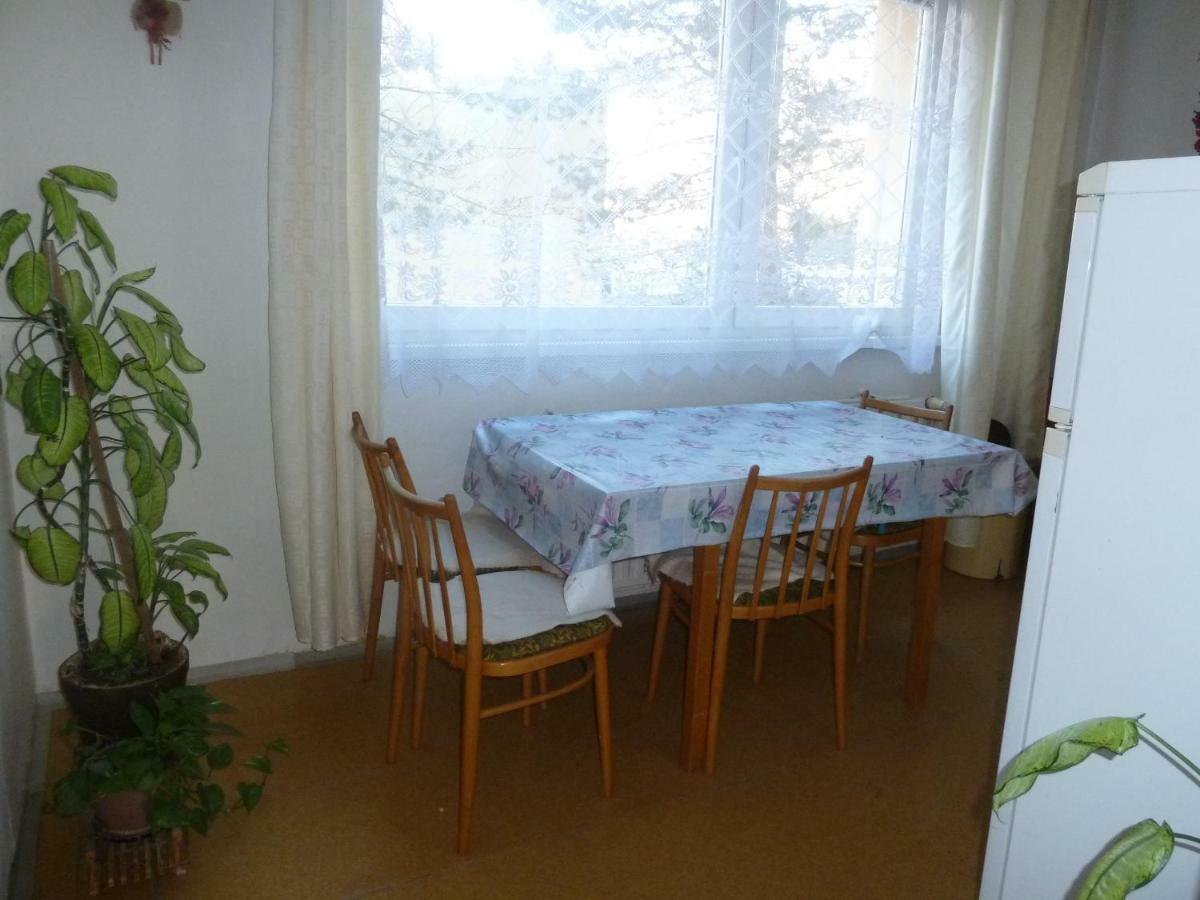 Apartman Klasterni เชสกาลีปา ภายนอก รูปภาพ